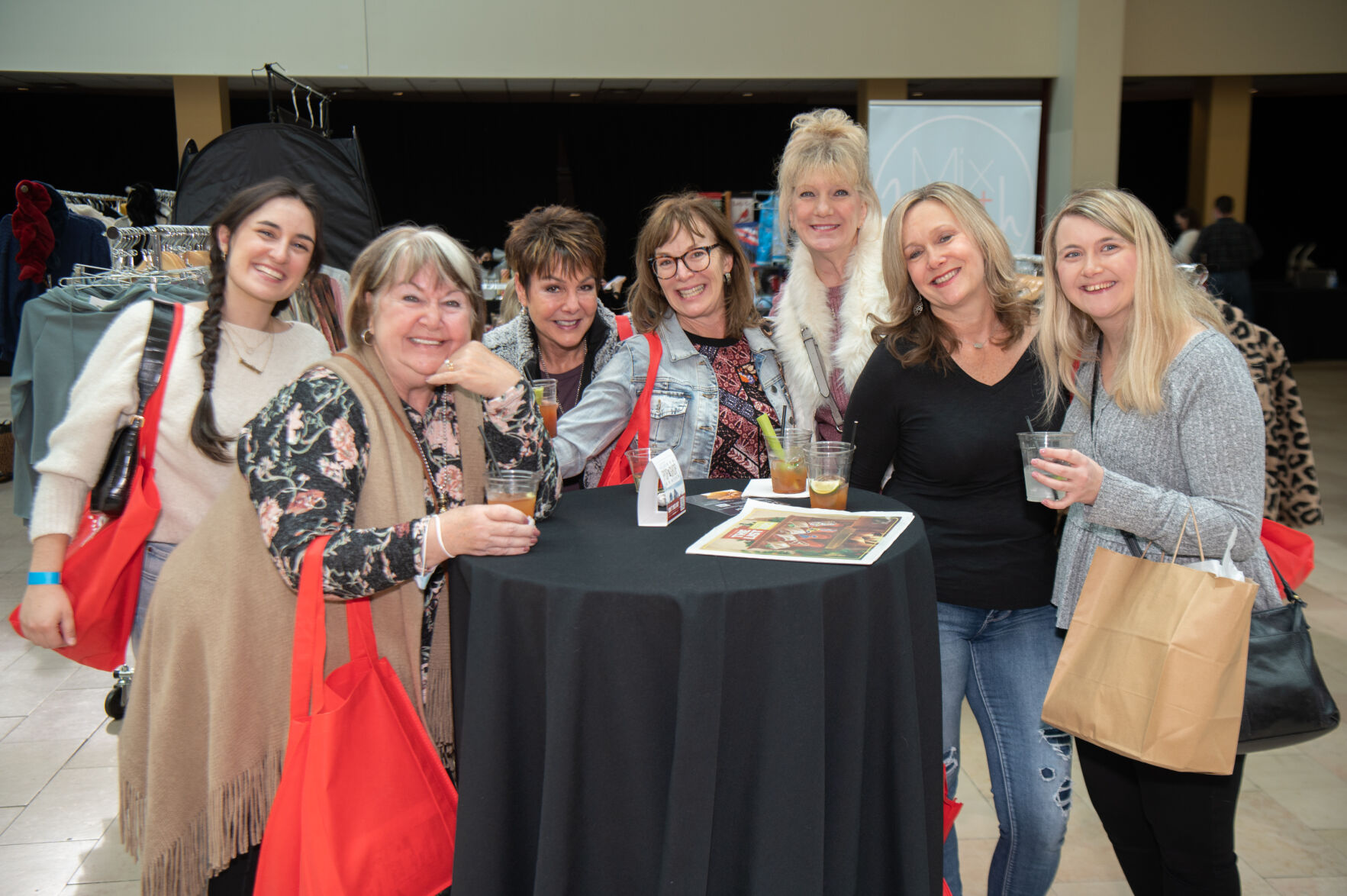 Holiday Pop & Shop at Union Station